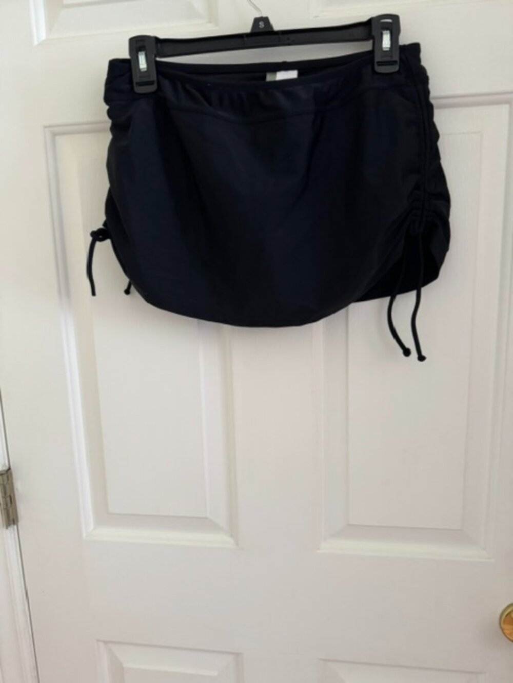 New Directions Black Side Shirred Swim Skirt Sz M EUC Bikini Bottom Skater